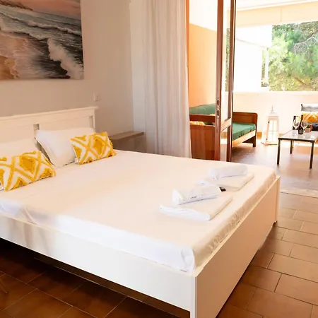 Apartmán Monolocale Con Piscina E Terrazzo *