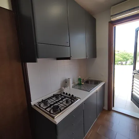 Monolocale Con Piscina E Terrazzo